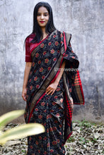 Load image into Gallery viewer, Laal Mandar - Sambalpuri Cotton Saree - Urmiweaves
