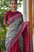 Load image into Gallery viewer, Sangam- Sambalpuri Cotton Saree - Urmiweaves
