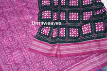 Load image into Gallery viewer, Vinita - Sambalpuri Pasapali Sari
